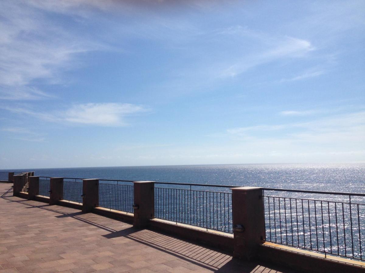 Apartment On The Sea Cagliari Exterior photo